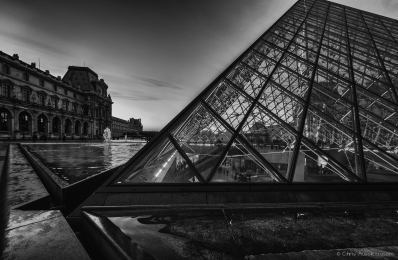  8 - Louvre2014 - 3903 - N&B - ©S.jpg